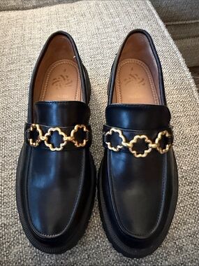 NEW Sam & Libby Remi Black Chunky Lug Sole Loafers Gold Chain Accent Size 8